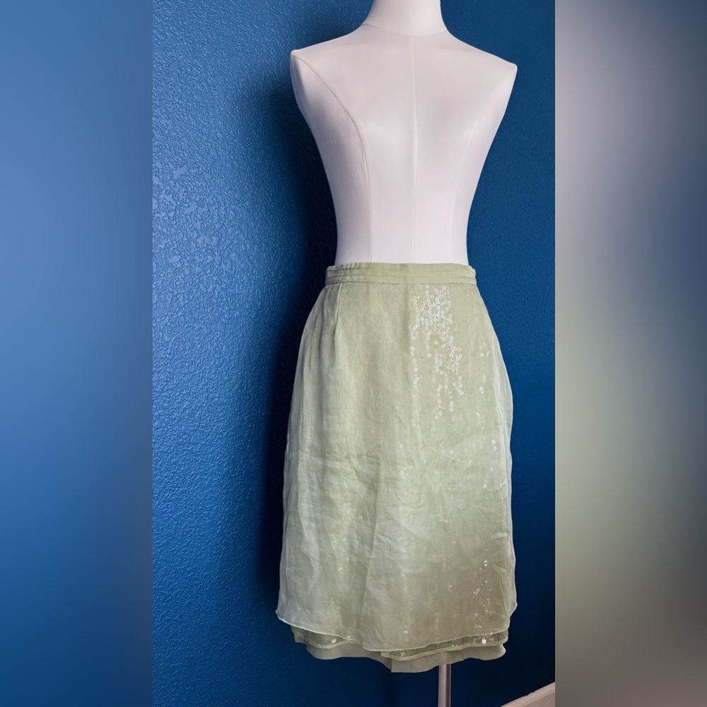 🌷3/$25🌷 2/$20 RENA LANGE Light Green A-Line Silk Blend Skirt with Flower Sequins